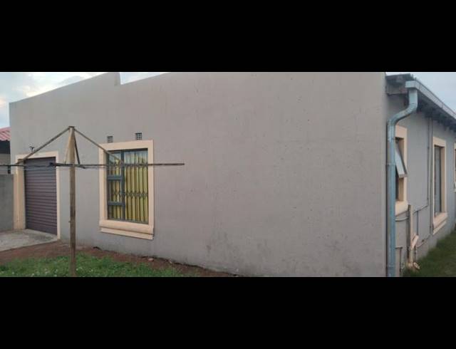 3 BEDROOM HOUSE FOR SALE IN RONDEBULT